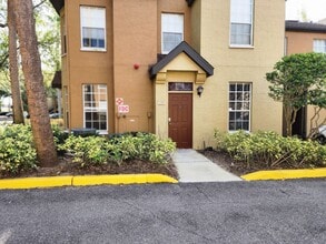 Building Photo - 6404 RALEIGH St