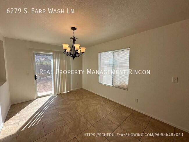 Foto del edificio - 6279 S Earp Wash Ln