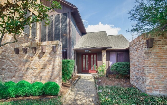 Foto del edificio - 3903 Kiamesha Dr