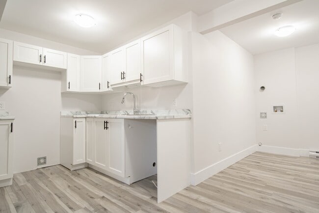 Kitchen (Appliances have since been added) - 100 Rochefort Rue