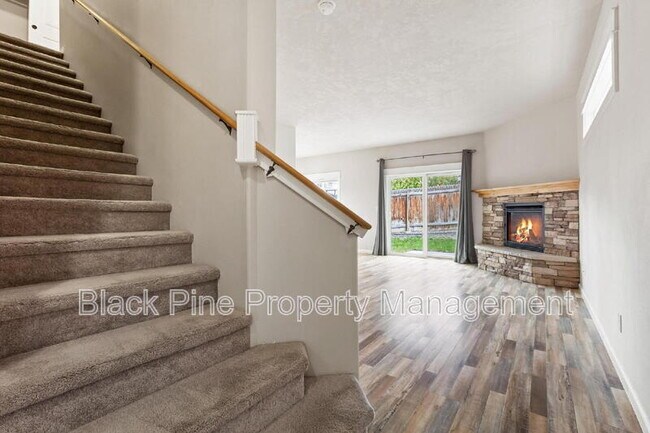 Foto del edificio - 1729 S Eagleson Rd