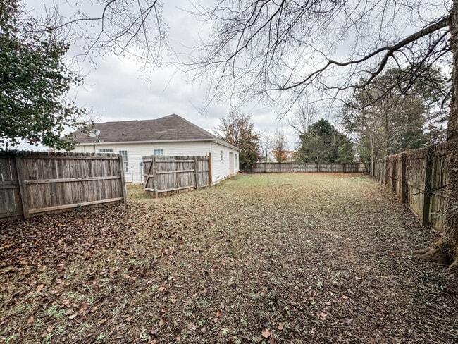 Building Photo - 107 Barley Pl