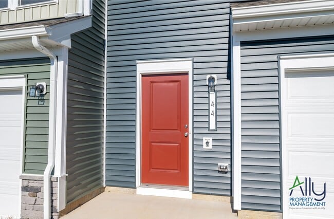 Photo - 44 Sophie Kathryn Dr Townhome