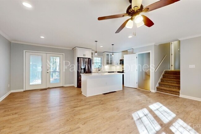 Foto del edificio - 3312 Ben Hill St SW