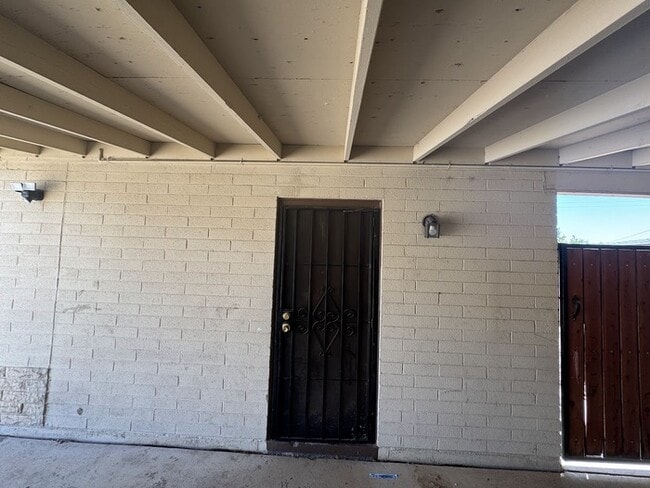 Foto del edificio - 7747 W Weldon Ave