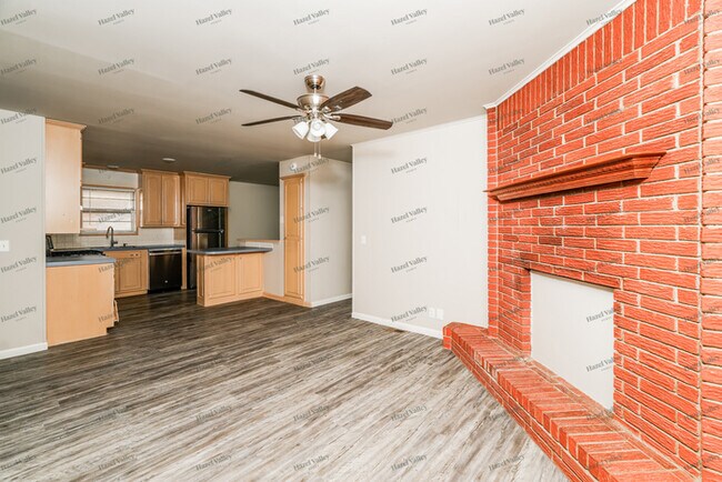 Foto del edificio - 8637 E 29th St