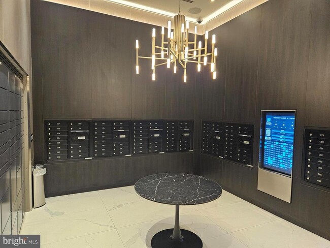 Foto del edificio - 1650 Silver Hill Dr