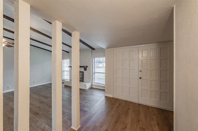 Foto del edificio - 4017 Rushmoor Dr
