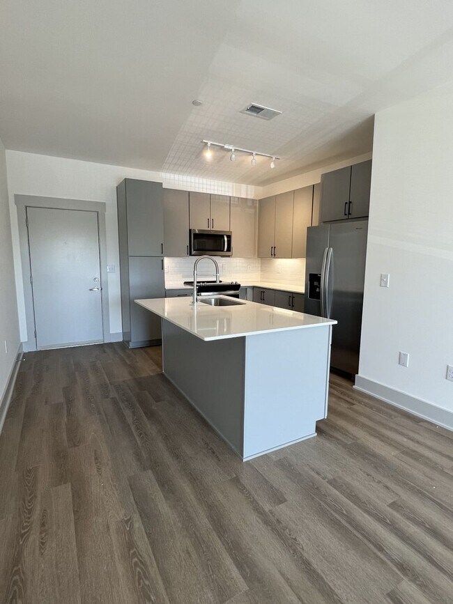 Foto del edificio - Top floor WEHO condo in new development