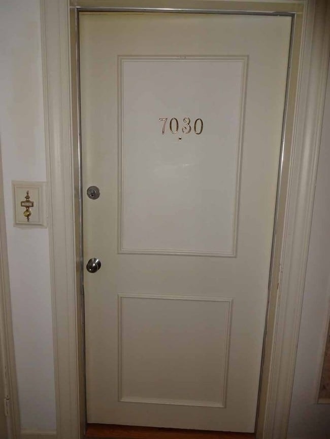 Building Photo - 7030 Quail Hill Rd. Charlotte, NC 28210