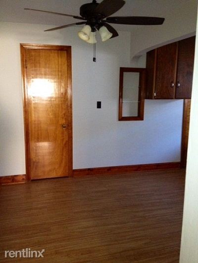 Building Photo - 1003 Masters Ave