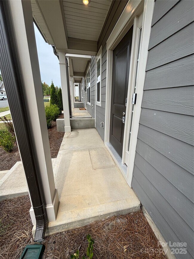 Building Photo - 10308 Guardian Dr