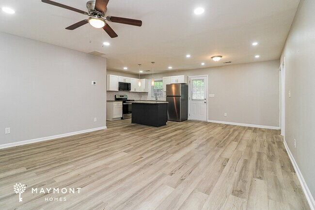 Foto del edificio - 3554 Adkins Rd NW