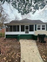 Building Photo - 504 N Confederate Ave