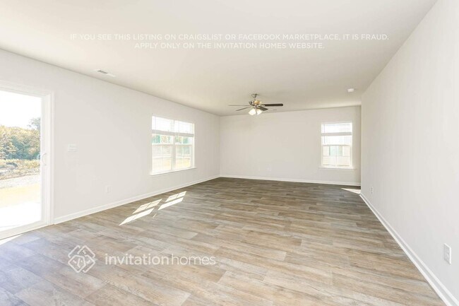 Foto del edificio - 503 Jack Pine St