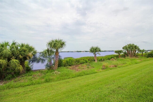 Foto del edificio - 850 Tidewater Shores Loop