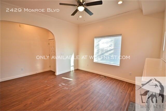 Foto del edificio - 2429 Monroe Blvd