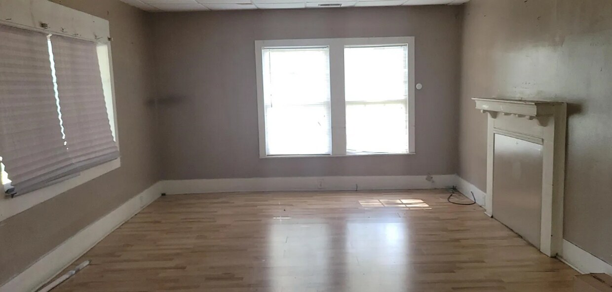 Building Photo - Coming soon