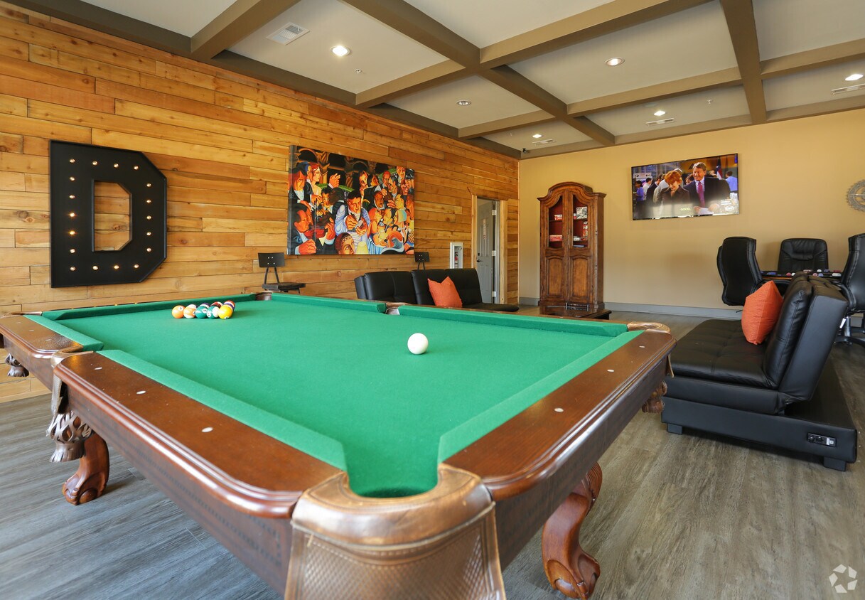 Woodlands of Denton 1555 Nottingham Dr Denton, TX