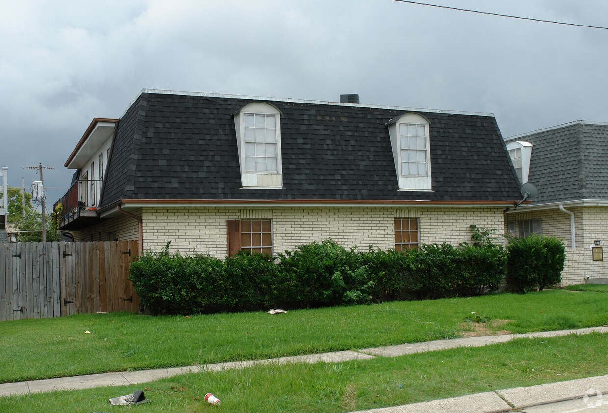 Building Photo - 2817 Kingman St