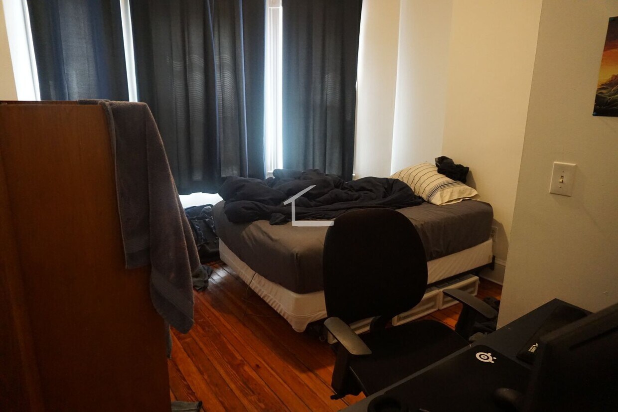 Primary Photo - Nice 2 bed in Allston