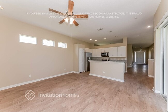 Building Photo - 5407 Lexington Dr