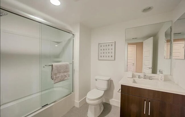 Building Photo - 2415 Stearman Ct