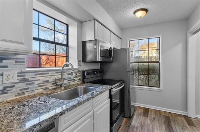 Foto del edificio - 5314 Columbia Ave