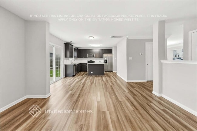 Building Photo - 1719 Eastway Dr