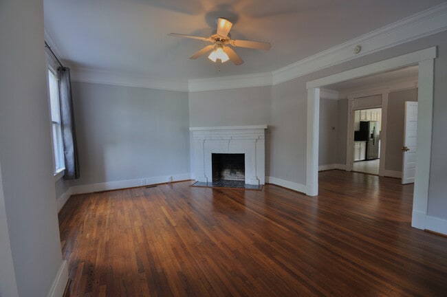 Building Photo - 1405 Maple St