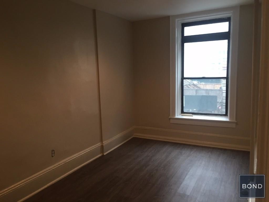 Foto del edificio - 4 W 28th St