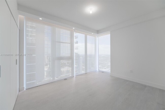 Photo - 700 NE 24th St House