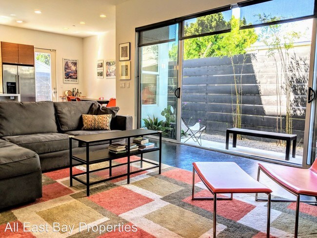 Foto del edificio - 3 br, 2 bath House - 1021 55th Street
