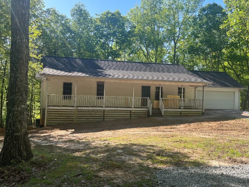 162 Sleepy Hollow Rd, Dahlonega, GA 30533 House Rental in Dahlonega