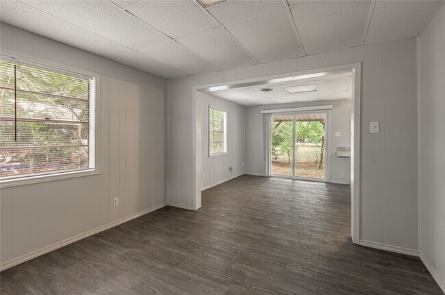 Foto del edificio - 299 Pine Harbor Dr