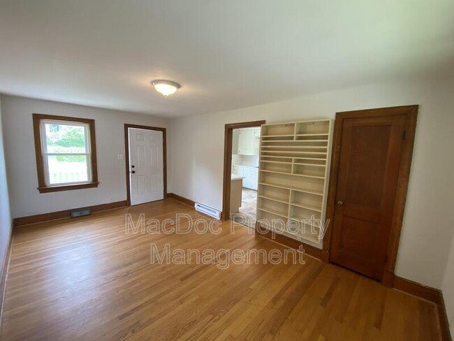 Foto del edificio - 181 Truslow Road - APT 1