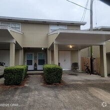 Building Photo - 6903 N Lagoon Dr