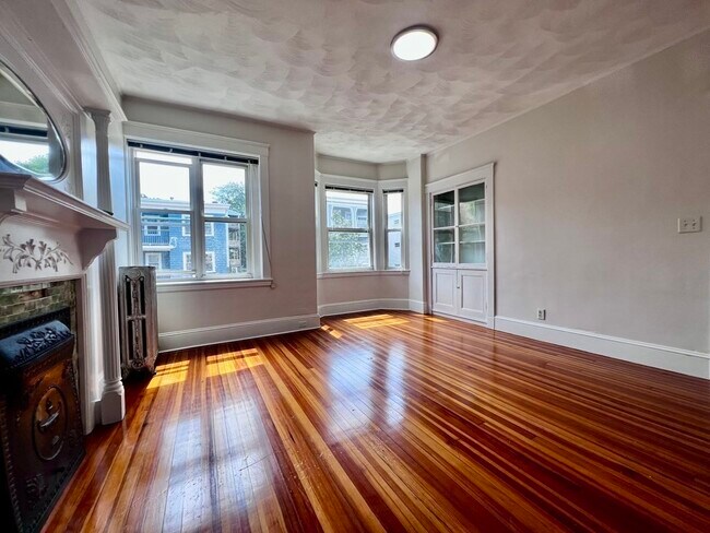 Foto del edificio - 281 Highland Ave