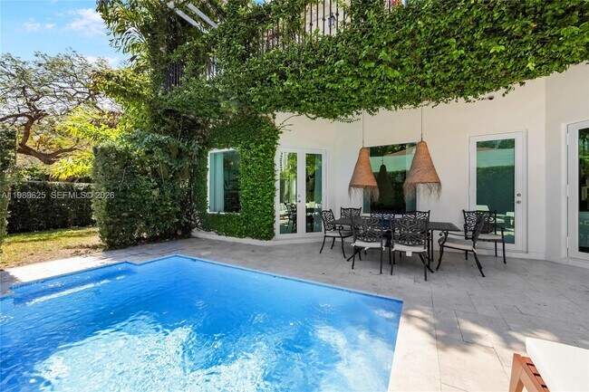 Foto del edificio - 1898 S Miami Ave