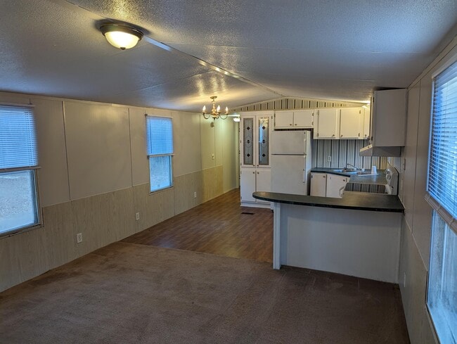 Building Photo - 157 Ransdell Ln