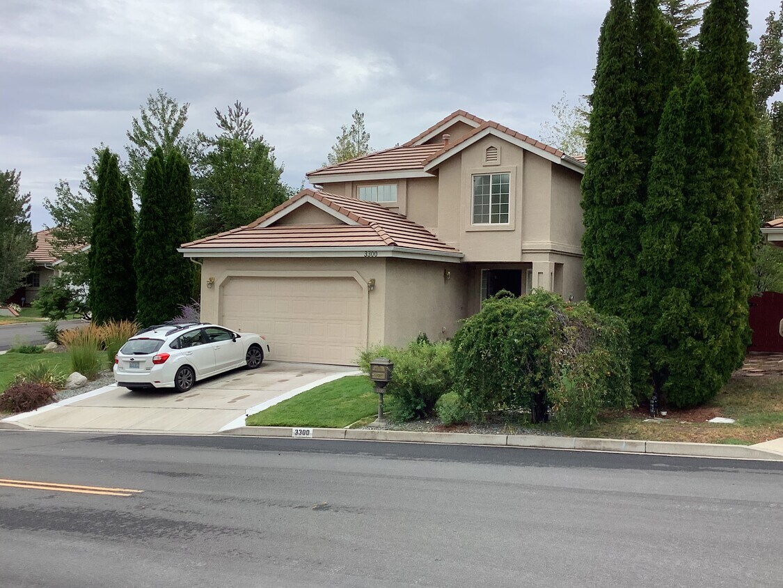 3300 S Ranch Vista Ct, Reno, NV 89509 House Rental in Reno, NV