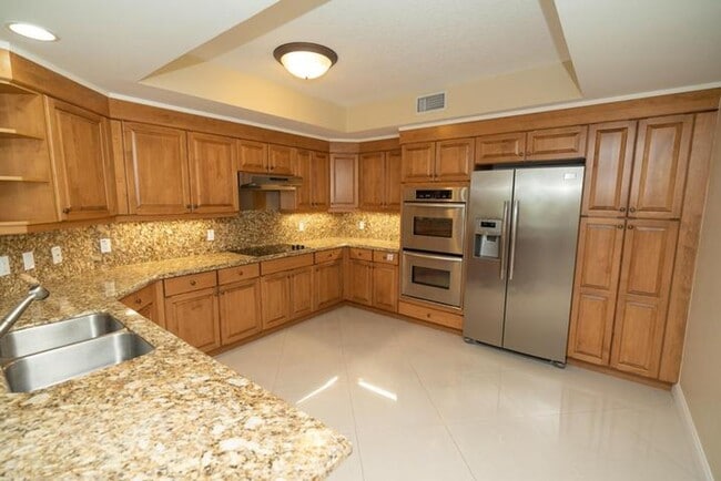 Photo - 9 NE 20TH Avenue 501, Deerfield Beach, FL 33441 - 6126 House