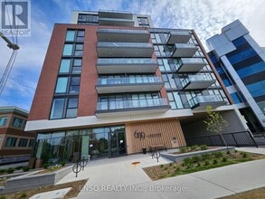 Building Photo - 699 Sheppard Ave E