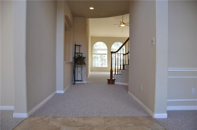Building Photo - 19112 Ventana Ct