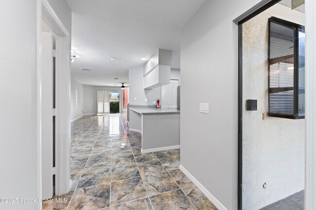 Foto del edificio - 1251 Beachside Ln