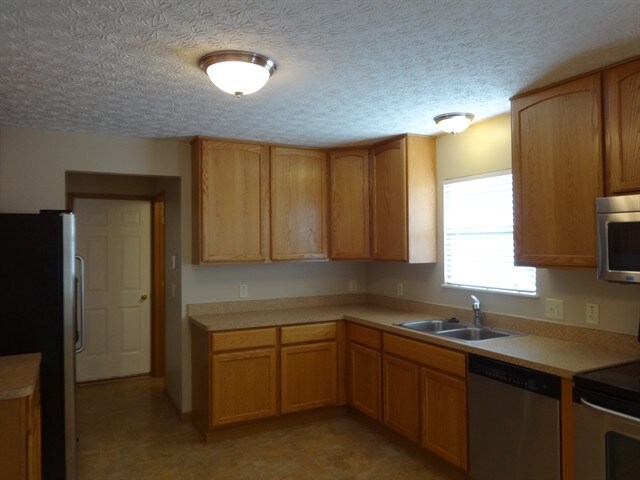 Foto del edificio - 1279 Poplar Creek Court