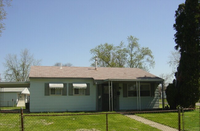 Foto del edificio - 5450 Cove Ave