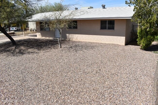 Building Photo - 3 br, 2 bath House - 1386 W Orchid Pl