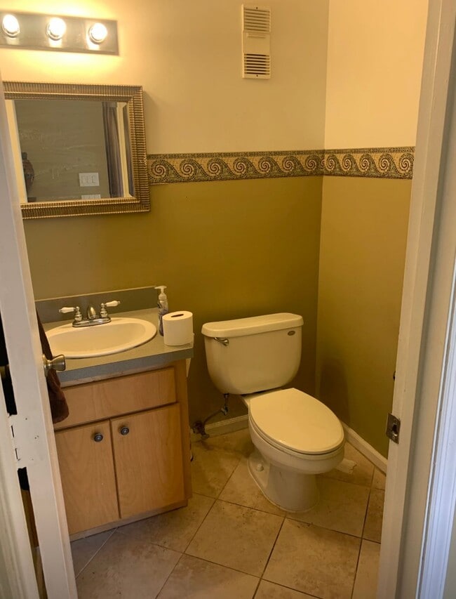 Building Photo - 2285 Green Timbers Trl