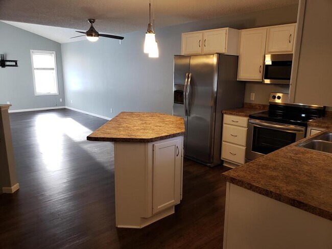 Foto del edificio - 10515 64th Ln NE